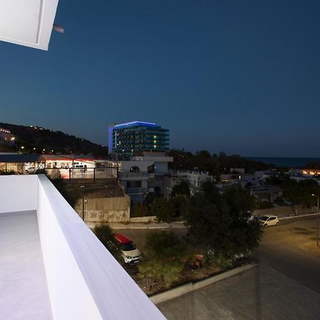 The Azure Blue Apt Faliraki Buitenkant foto
